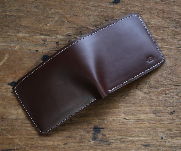Oliver Bifold + Hickory