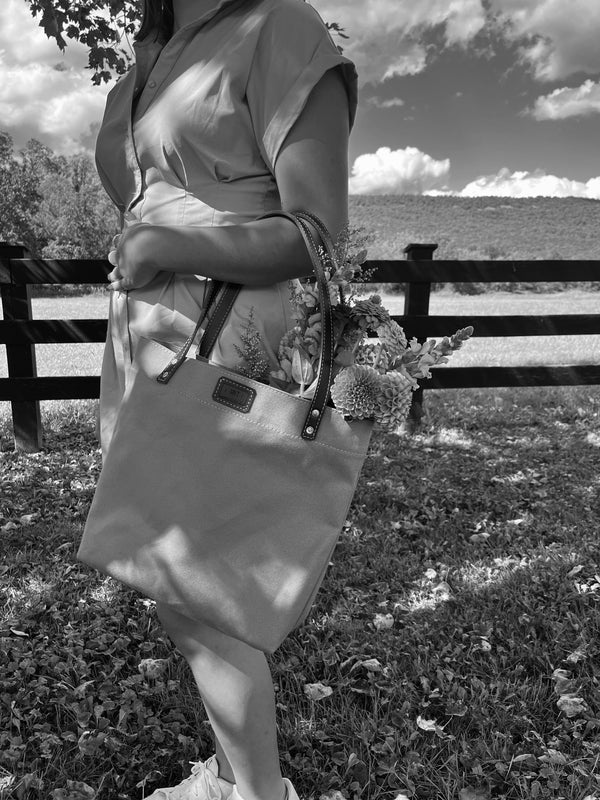 Grit Canvas Tote