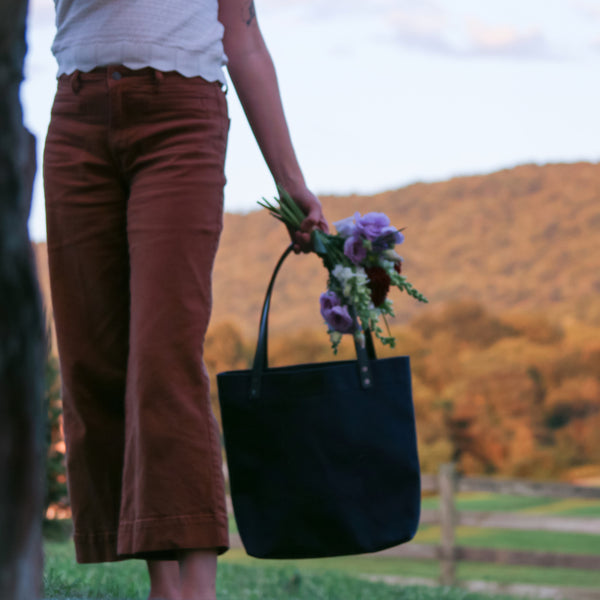 Grit Canvas Tote
