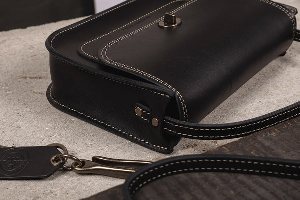 Emory Crossbody + Black
