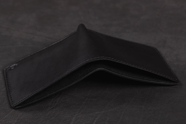 Oliver Bifold + Black